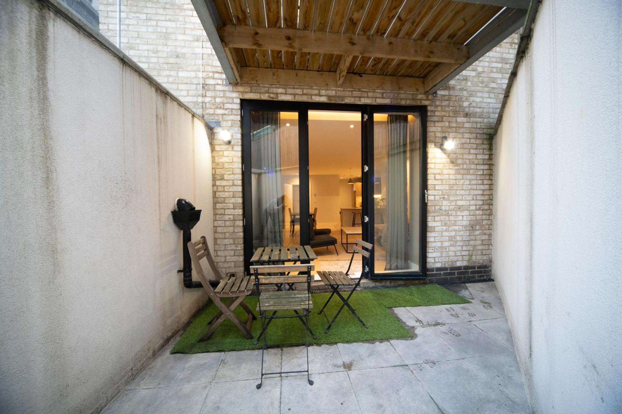 Palmer Apartments - Elephant & Castle ลอนดอน ภายนอก รูปภาพ